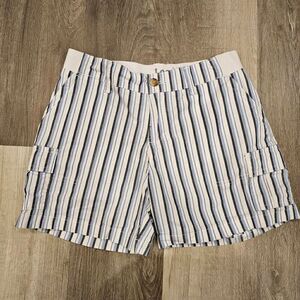 Lee striped mid rise Shorts blue and White size 6